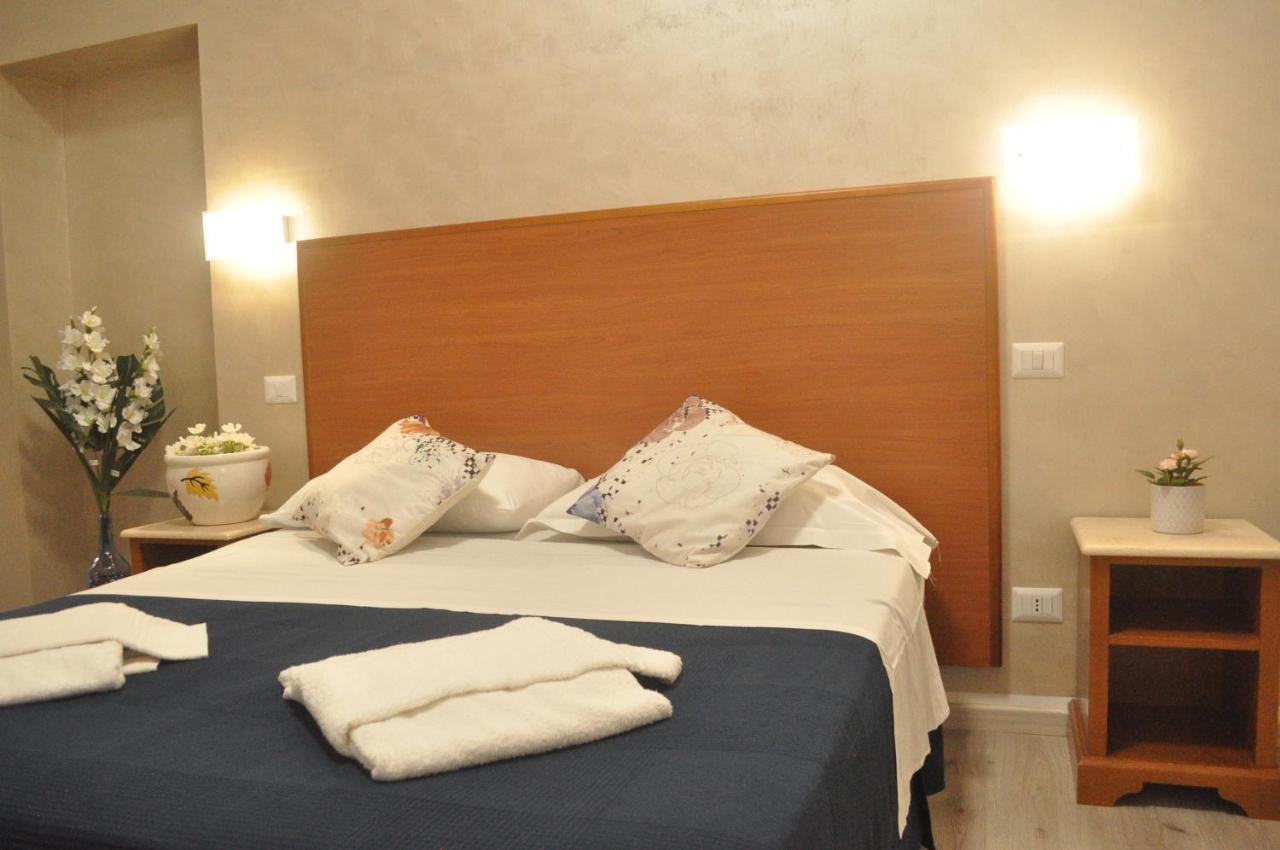 Napoleone Luxury Rom